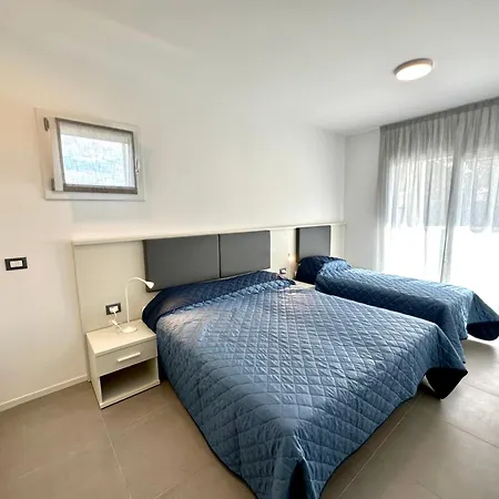 דירה Nuovo Con Piscina E Garage *