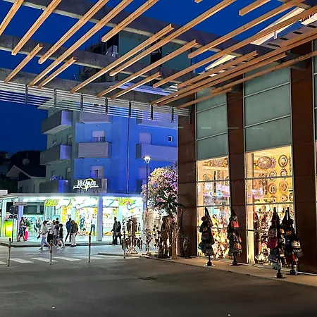 Nuovo Con Piscina E Garage * Bibione