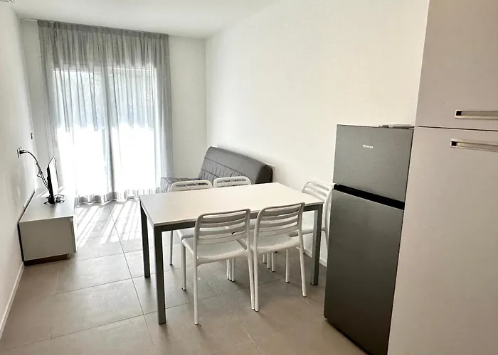 Nuovo Con Piscina E Garage Lejlighed