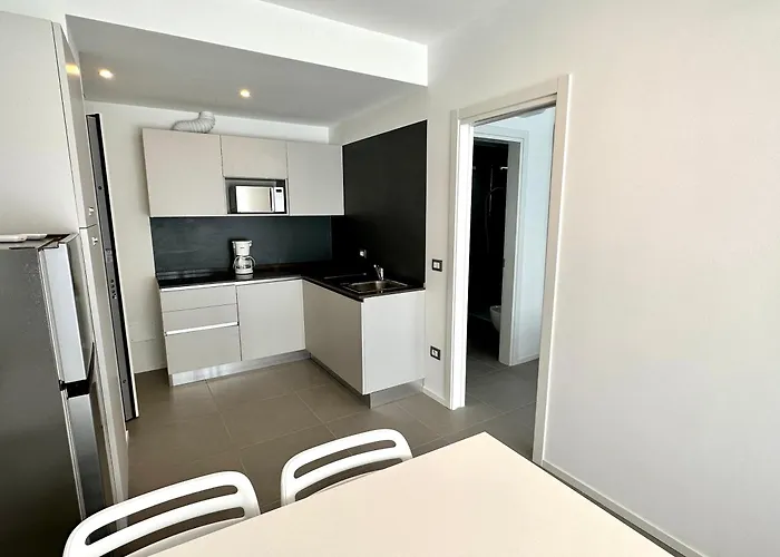 Nuovo Con Piscina E Garage Apartman *