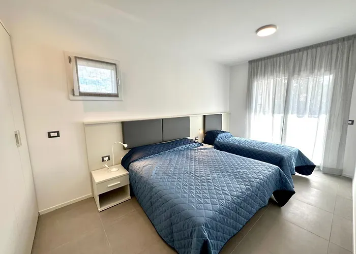 Lejlighed Nuovo Con Piscina E Garage *