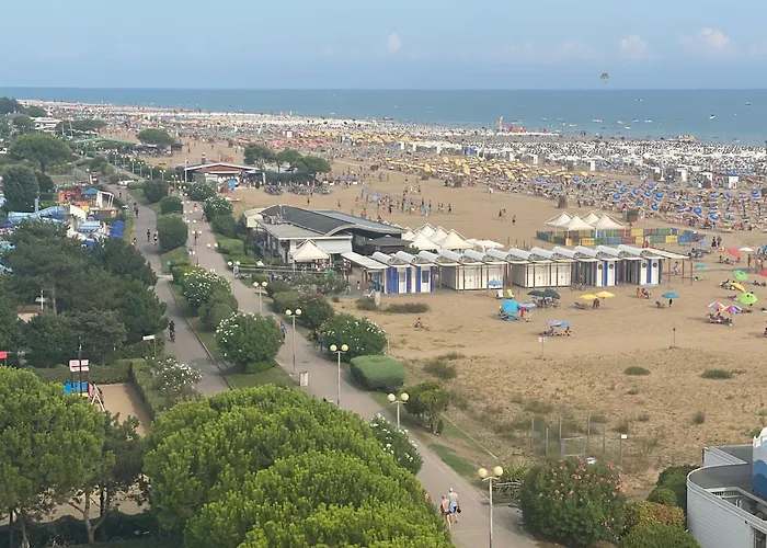 Nuovo Con Piscina E Garage Bibione