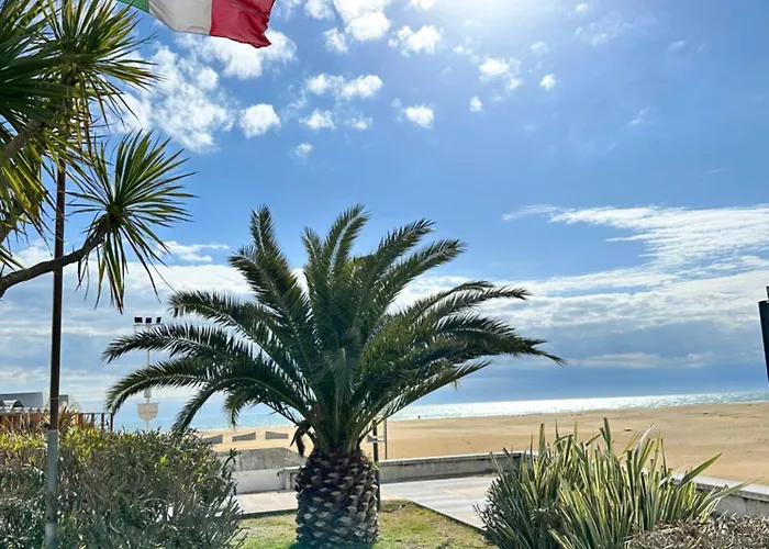 Nuovo Con Piscina E Garage Bibione